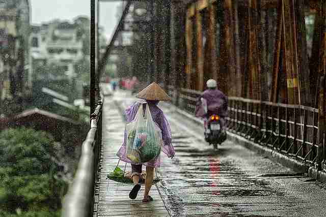 aaa永久在线观看快速切换线路教程 - 内容更新速览,aaaq